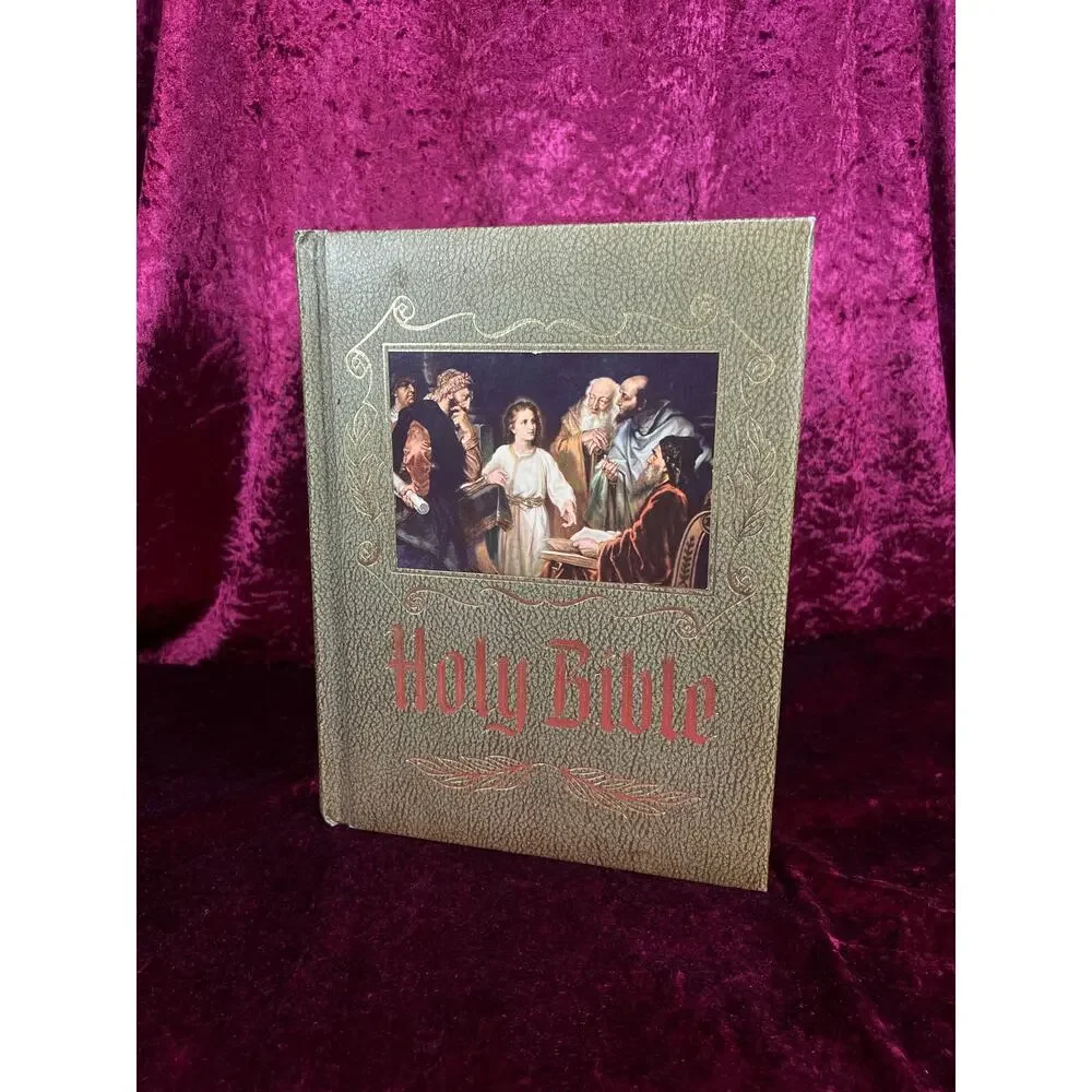 Vintage New American Family Holy Bible 1974 1975 Catholic Illustrated Hardcover